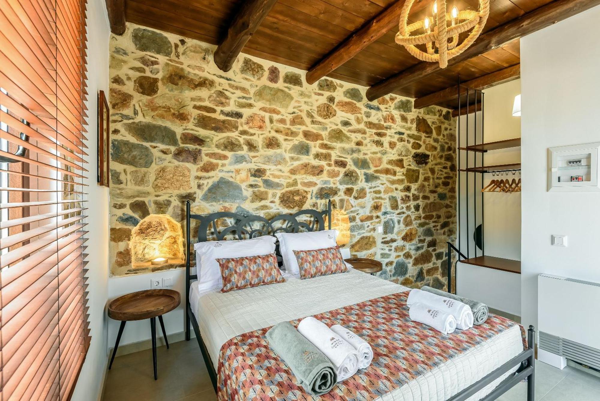 Minos Country Living Apartments Agriles Esterno foto