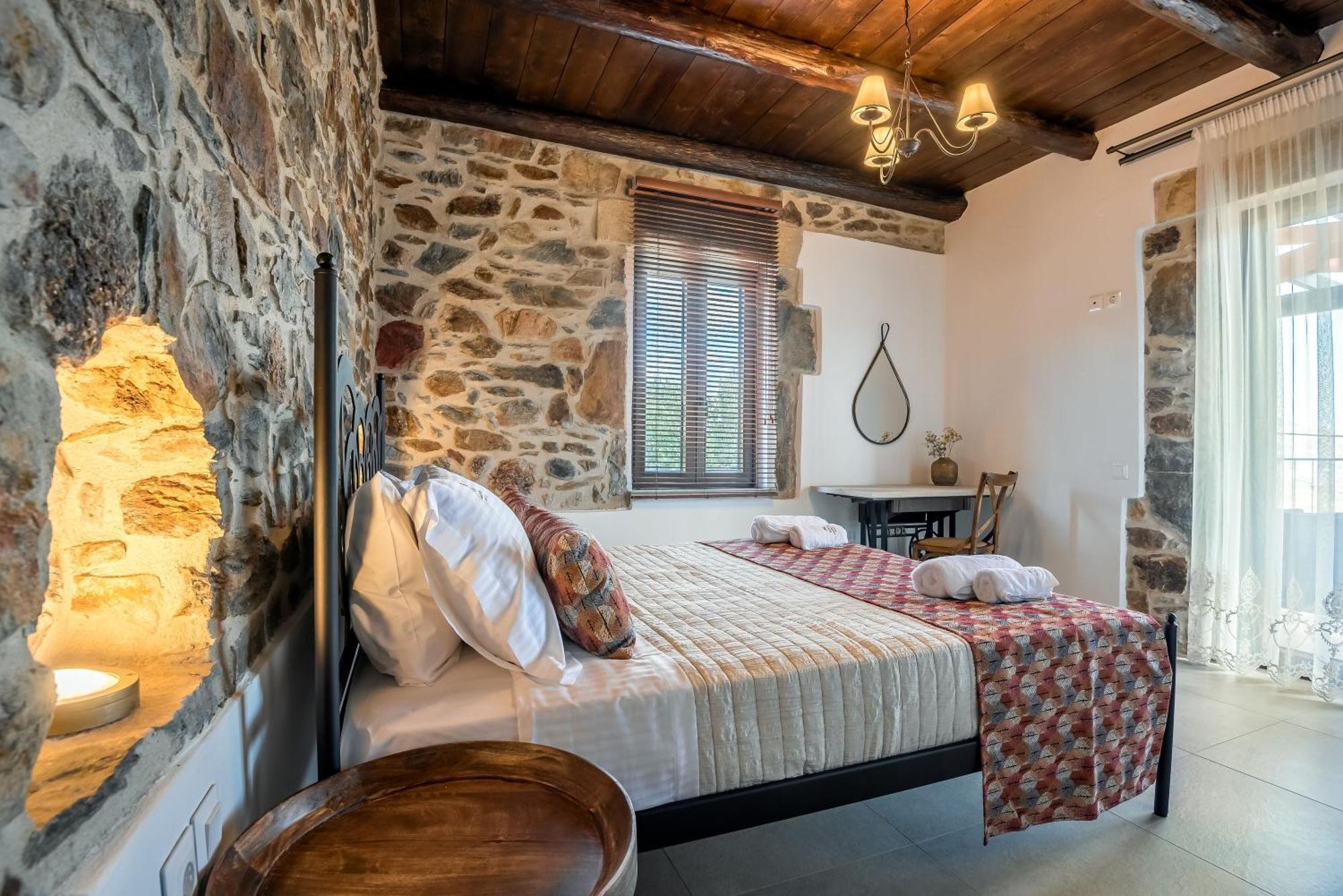 Minos Country Living Apartments Agriles Esterno foto