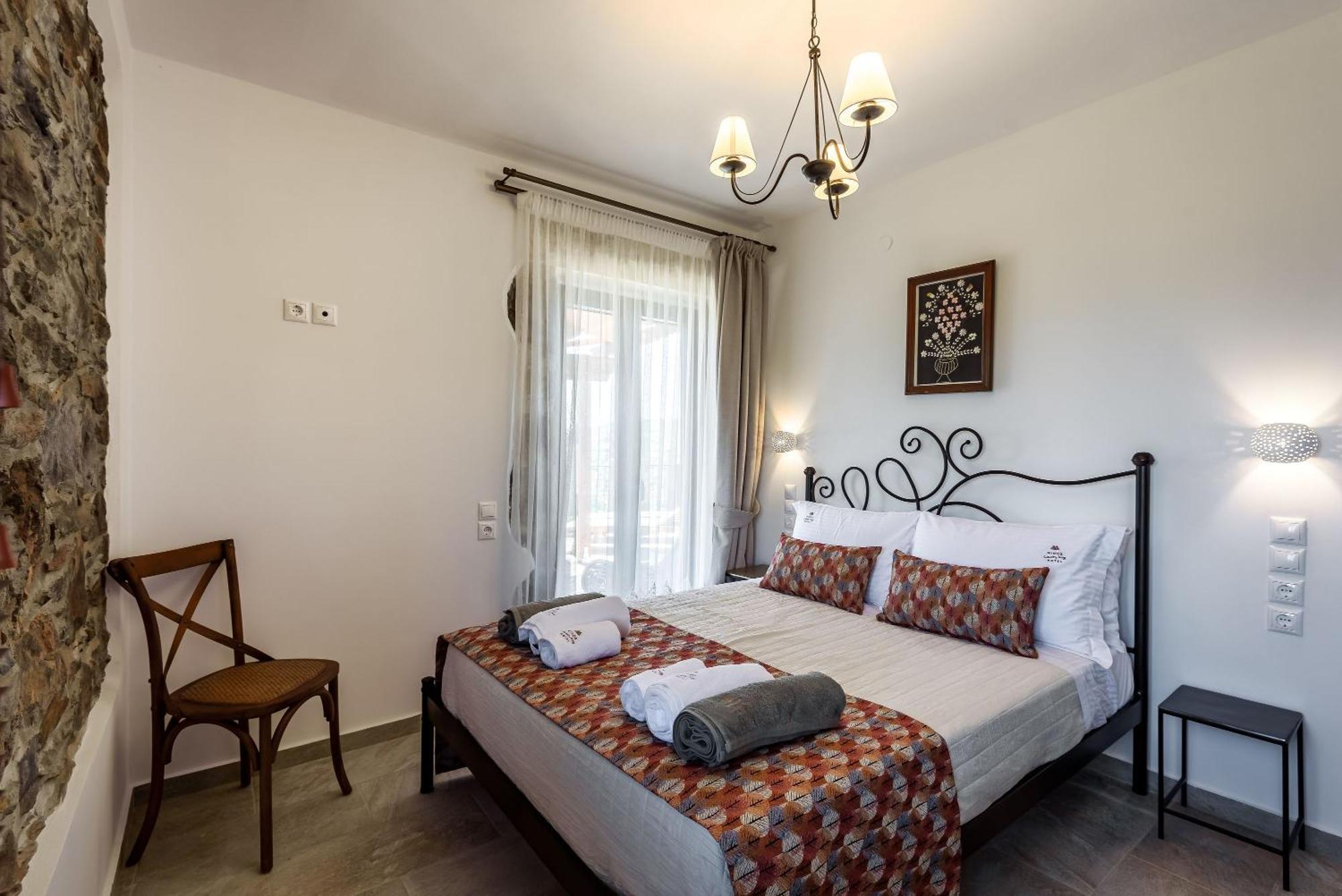 Minos Country Living Apartments Agriles Esterno foto