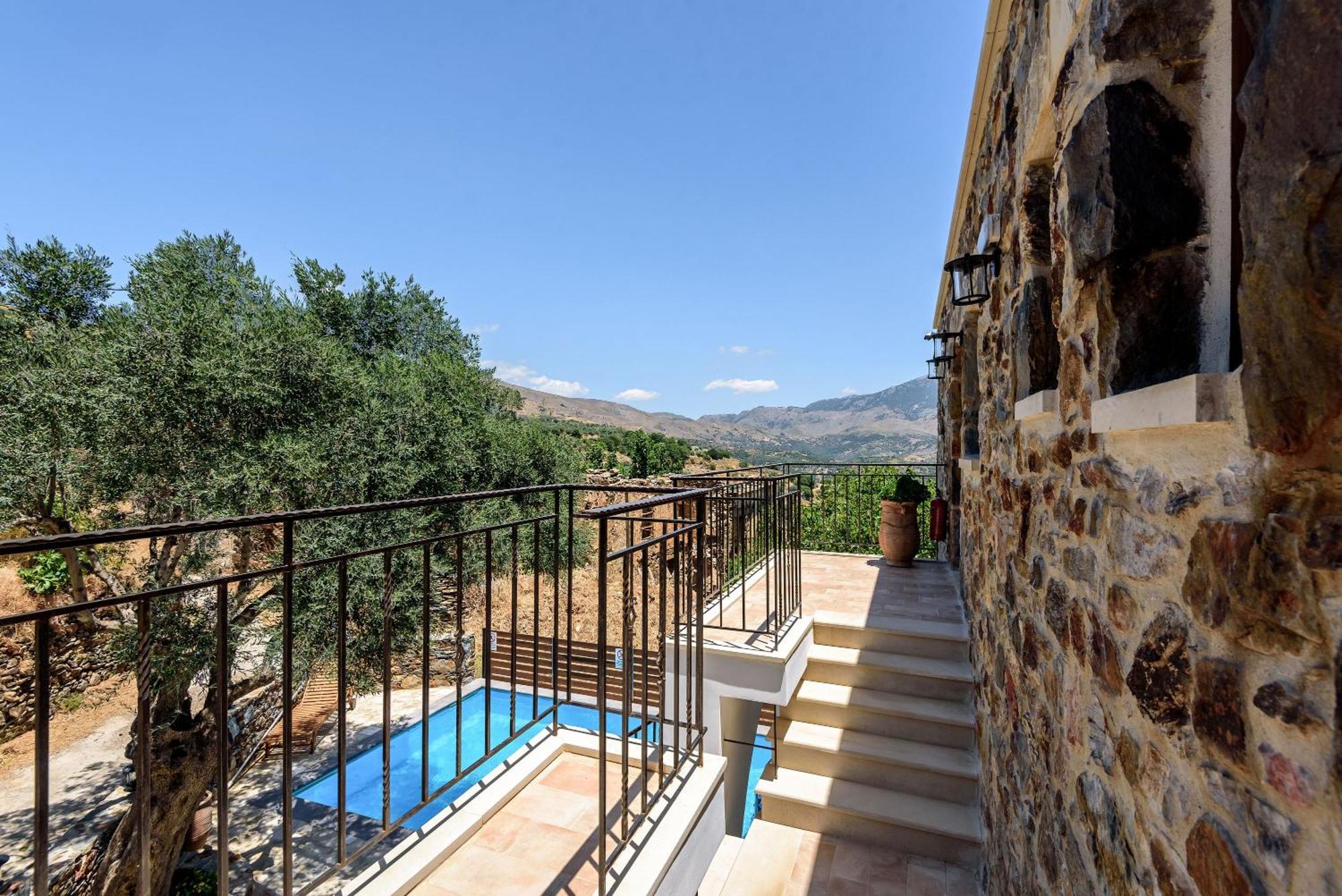 Minos Country Living Apartments Agriles Esterno foto