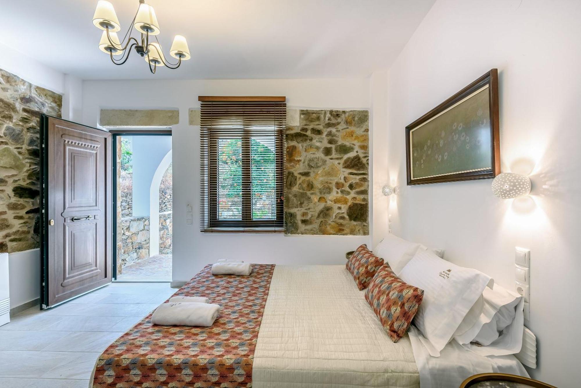 Minos Country Living Apartments Agriles Esterno foto